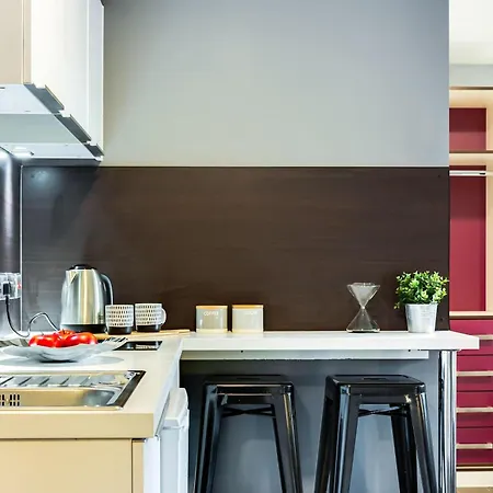 公寓 Studio For 2 Near Central Leeds, Free Breakfast