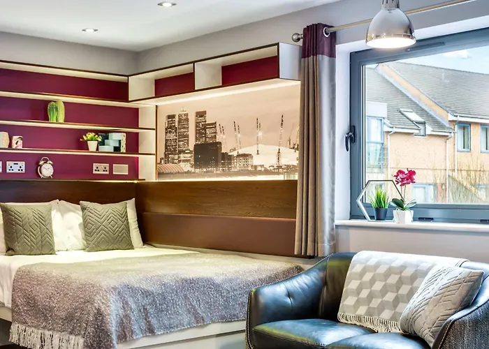 For 2 Near Leeds, Free Breakfast